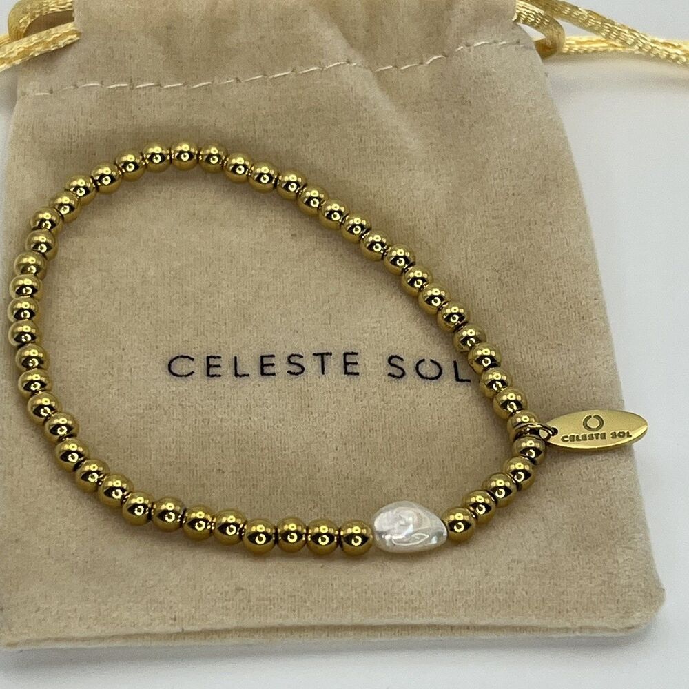 Celeste Sol Billie Pearl Beaded Bracelet Gold Tone Stretch w Pouch